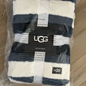 NWT UGG Navy, Blue and White Stripes Polar Throw Blanket